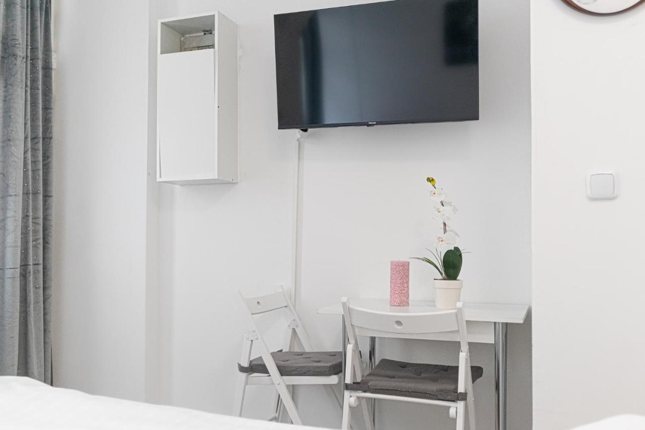 3 Standard Rooms Near Hauptbahnhof Виена Екстериор снимка